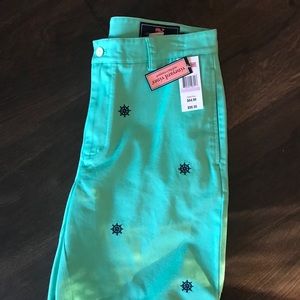 Vineyard vine shorts. NWT